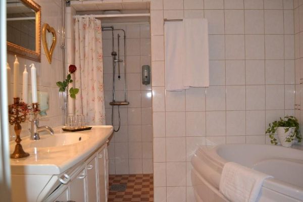 KARAKTARSHOTELLET BJORKBACKEN (Vimmerby)
